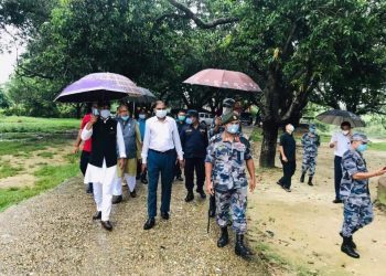 सांसदसहितको सुरक्षा निकायको टोलीद्वारा सिमा नाकाको निरीक्षण