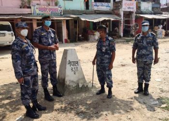 धनुषा र महोत्तरीको सीमा नाका डीआइजी ब्रम्हाचार्यद्धारा निरीक्षण, कडाइ गर्न निर्देशन