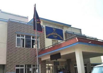 धनुषामा प्रहरी हबल्दार महिलासंग आपत्तिजनक अवस्थामा पक्राउ