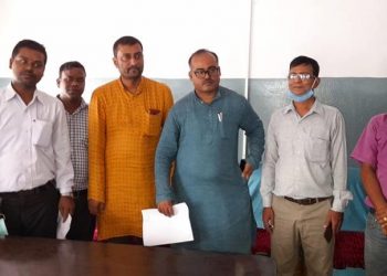 नेपाल भारतको सीमा खोल्न आग्रह गर्दै प्रधानमन्त्रीलाई ज्ञापनपत्र बुझाइयो