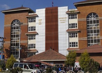काठमाडौं जिल्ला अदालतमा इजलास अधिकृत र फाँटका कर्मचारीबीच कुटाकुट