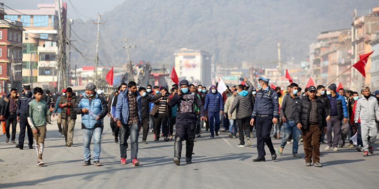 उपत्यकाका विभिन्न ठाउँबाट नेतारकार्यकर्ता पक्राउ