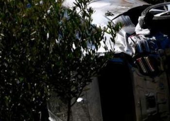 चर्चित गल्फ खेलाडी टाइगर वुड्स चढेको कार दुर्घटना