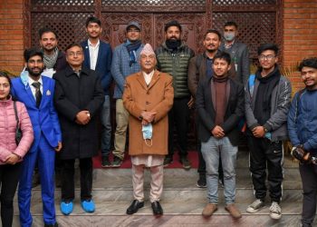 ‘दाह्री ग्याङ’का युवासँग प्रधानमन्त्री ओलीको भेट