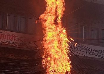 पुतलीसडकमा विद्युत सर्ट हुँदा आगलागी