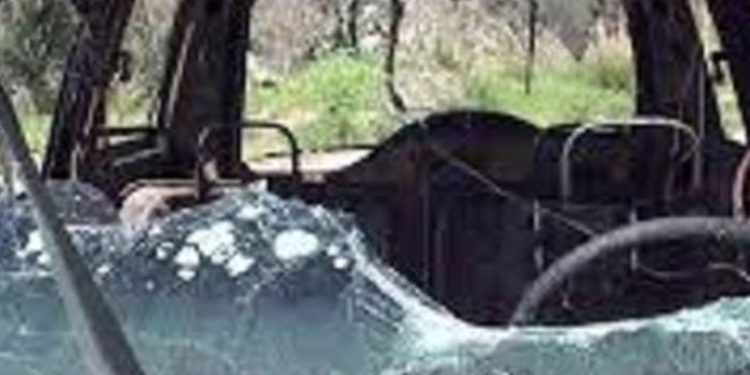 ओली समूहका केन्द्रीय नेता चढेको गाडी तोडफोड गरी आगजनीको प्रयास