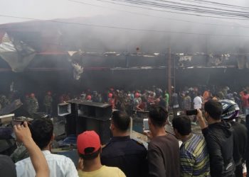 धनगढीको एक फर्निचर स्वरुममा भीषण आगलागी