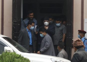 प्रधानन्यायाधीशको बेञ्‍चमा पुग्यो प्रचण्डको पुनरावलोकन निवेदन