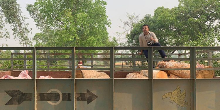 कञ्चनपुरमा ठूलो परिमाणमा अवैध काठ बरामद