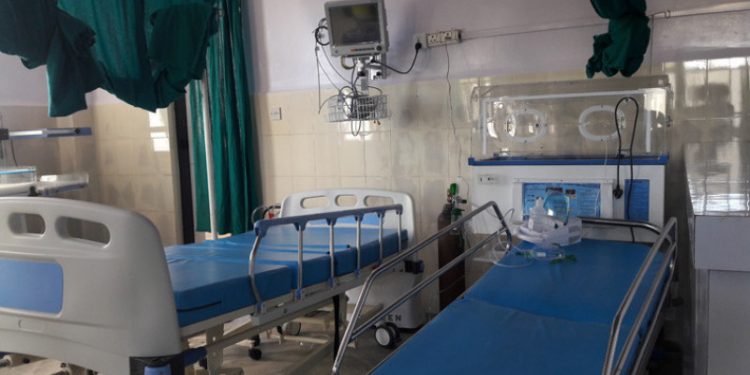 दक्ष जनशक्ति अभावमा कोरोना संक्रमितको मृत्यु