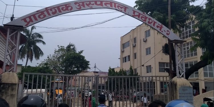 तोडफोड र स्वास्थ्यकर्मीमाथि हातपात गर्नेलाई कारबाही गर : जनकपुर प्रादेशिक अस्पताल