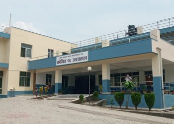 अस्पतालको बेडबाट लडेर सिरहाकी कोरोना संक्रमित महिलाको मृत्यु