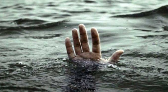 ट्रक मर्मत गर्न जाने क्रममा खोलाले बगाउँदा एक पुरुष बेपत्ता