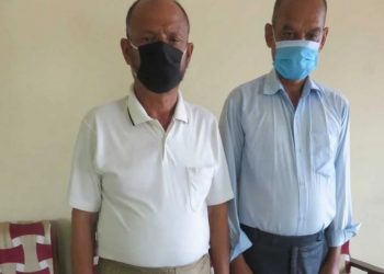 वनको कर्मचारी हुँ भन्दै काठ मिलसँग असुली गर्ने दुईजना पक्राउ