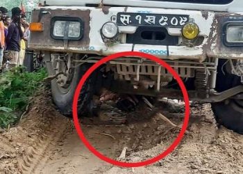 आफैले चलाएको टिपरले किचिएर चालकको मृत्यु