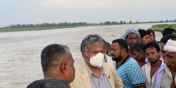 केपी ओलीकै लापरवाहीका कारण कमला नदीको तटबन्ध भत्कियो : मातृका यादव