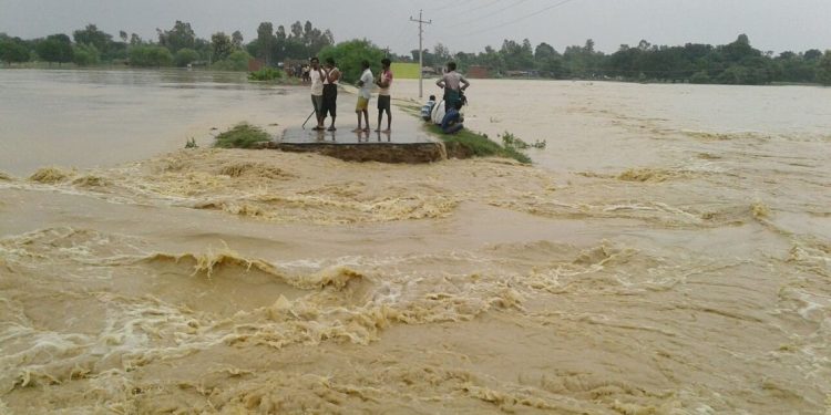पर्साको दर्जनौं बस्ती डुबानमा