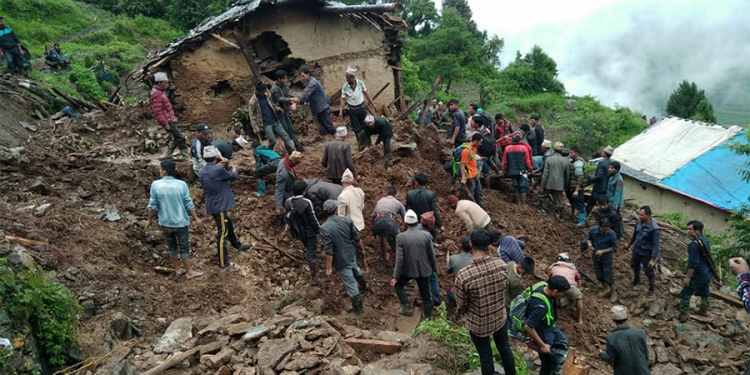 बाढी र पहिरोबाट विस्थापितलाई सरकारले प्रतिपरिवार ५० हजार दिने