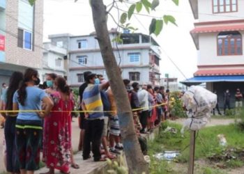 अर्ध नग्न अवस्थामा एक युवतीको शव फेला