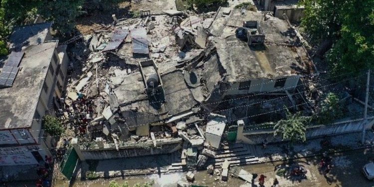 हाइटीमा भूकम्पमा परि ज्यान गुमाउनेको संख्या १२ सय नाघ्यो