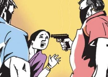 धनुषामा डकैती : ५० तोला चाँदी र सुनका गहनाहरु लुटेर लगियो
