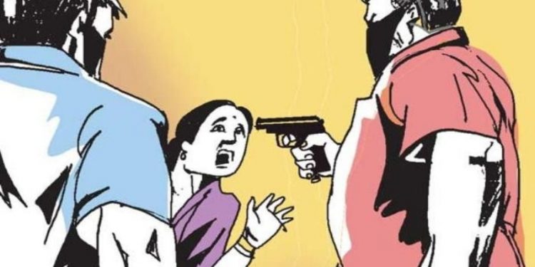 धनुषामा डकैती : ५० तोला चाँदी र सुनका गहनाहरु लुटेर लगियो