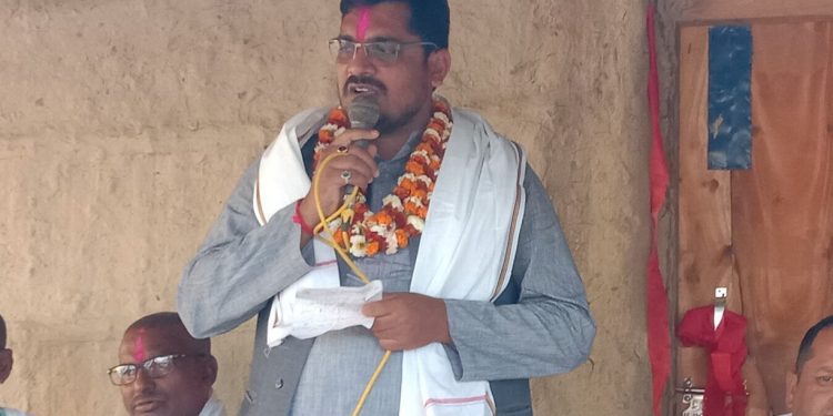 राज्यमन्त्रीबाट राजीनामा दिएका कुशवाहाले गाडी फिर्ता गरेनन्