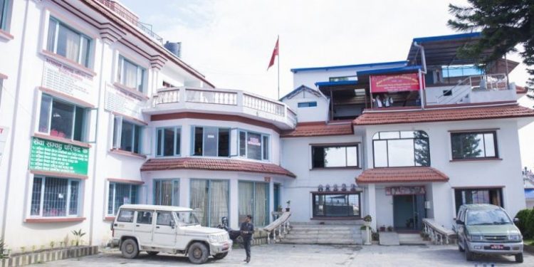 माओवादी केन्द्रको स्थायी कमिटी बैठक बस्दै