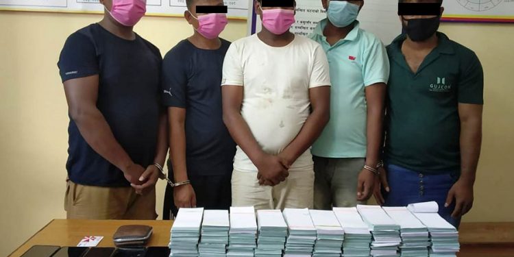 नक्कली नेपाली नोटसहित नक्कली नोटको कोरोबार गर्ने गिरोह पक्राउ
