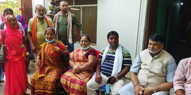 लोसपामा १५ सांसद पुग्यो, तीन सांसदले आज गरे सनाखत
