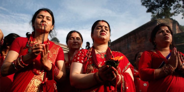 आज हरितालिका तीज, नेपाली हिन्दू नारीहरुले नाचगान र पूजा उपासना गरेर धुमधामका साथ मनाउँदै