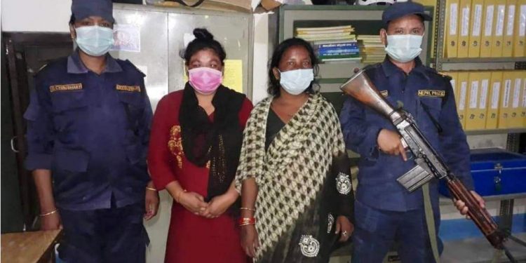 मानव बेचबिखनको आरोपमा दुई महिला प्रहरी नियन्त्रणमा