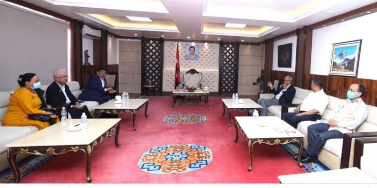 सत्ता गठबन्धनकाे निर्णय : मन्त्रालय बाँडफाँडकाे जिम्मेवारी शीर्ष नेताहरूलाई, दुई दिनभित्रै मन्त्रिपरिषदले पूर्णता पाउने