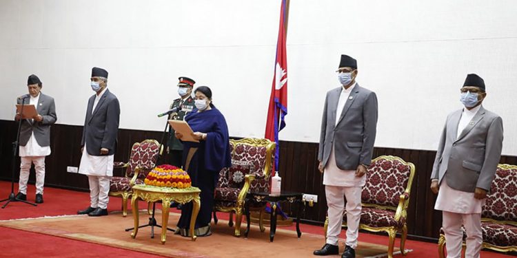 परराष्ट्रमन्त्रीमा नारायण खड्का नियुक्त, आजै कार्यभार सम्हालेर अमेरिका जाने
