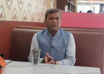 आफ्नो वडाका किसानलाई प्रतिकठ्ठा ४० किलो धान दिने वडाध्यक्ष साहको घोषणा