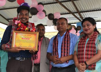 पत्रकार चौधरीलगायत दुई जनालाई दिलीप चौधरी स्मृति पत्रकारिता पुरस्कार प्रदान गरियो