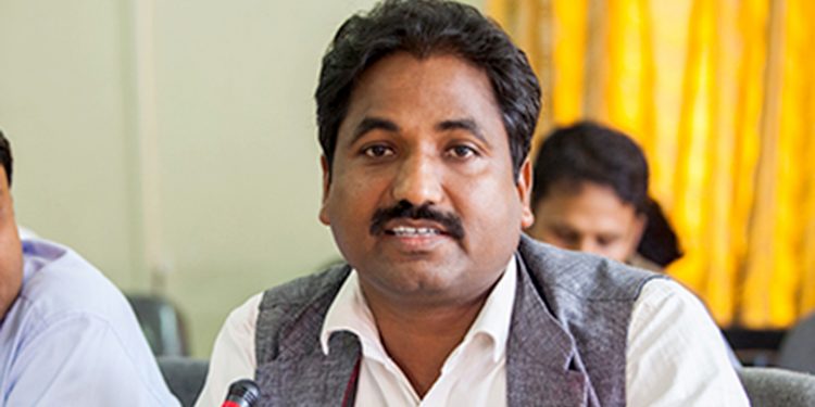 केपी ओलीलाई धक्का : प्रभु साहले नेकपा ब्युँताउने, ५१ सदस्यीय कमिटी तयार