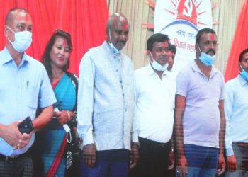 राजकुमार लेखी ५५ नेता-कार्यकर्तासहित एमालेमा प्रवेश
