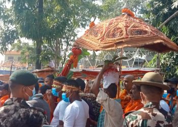 राजदेवीमा आज फुलपाती भित्राइदैं (भिडियो)