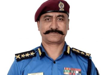 प्रहरी प्रमुख सिंहको सरुवा रोकियो