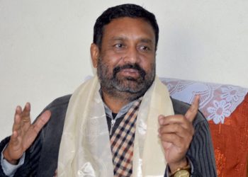 विमलेन्द्र निधिले गरे सभापति पदका लागि औपचारिकरुपमा उम्मेदवारी घोषणा