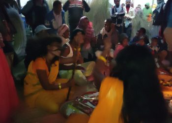 कमला नदीमा भूतमेला, देउता खेल्नेको घुइँचो