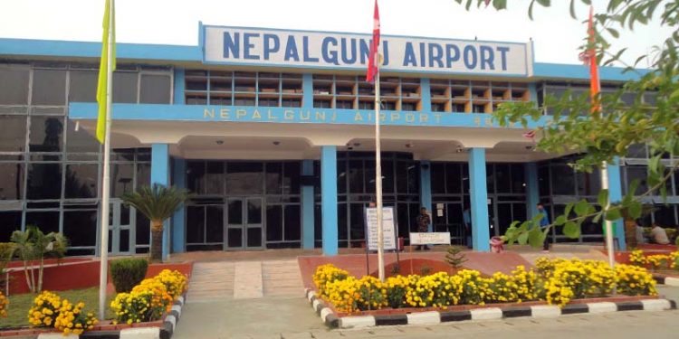 नेपालगंजमा फेरि विमानसँग जनावर ठोकियो