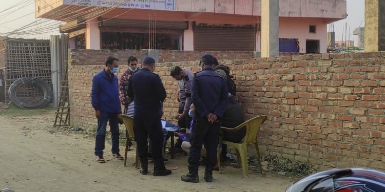 कोरोना भ्याक्सिनको कालोबजारी गर्ने २ जना स्वास्थ्यकर्मी पक्राउ