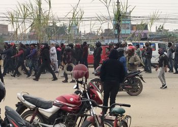 उखु बोकेर जनमतका कार्यकर्ताको प्रदर्शन, राजमार्ग अबरूद्ध !