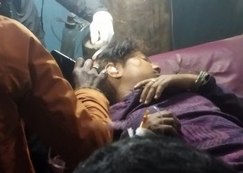गोलबजारमा म्याजिकको ठक्करबाट बालिका गम्भीर घाइते, विराटनगर रेफर