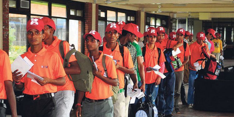 अब मलेसियाले सबै क्षेत्रमा श्रमिक लैजाने