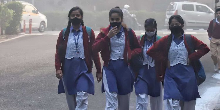 दिल्लीका सबै विद्यालय फेरी अनिश्चितकालका लागि बन्द