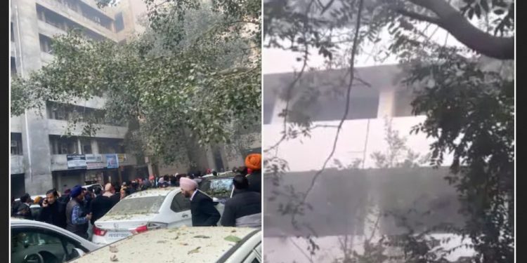 भारत : अदालतभित्र भीषण बिस्फोट : दुईको मृत्यु, चारको स्थिति गम्भीर