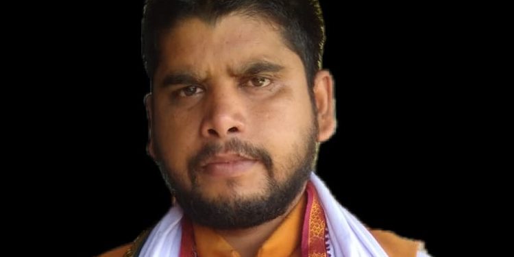समाजसेवी यादवको एकल प्रयासमा हंसपुरमा निःशुल्क स्वास्थ्य शिविर